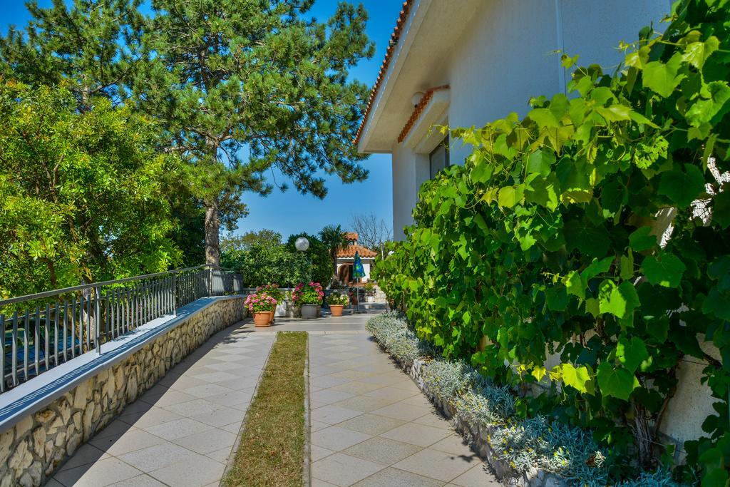 Bella Vista Apartments Crikvenica Ngoại thất bức ảnh