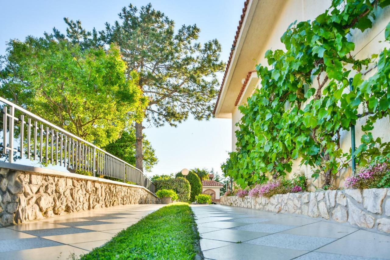 Bella Vista Apartments Crikvenica Ngoại thất bức ảnh